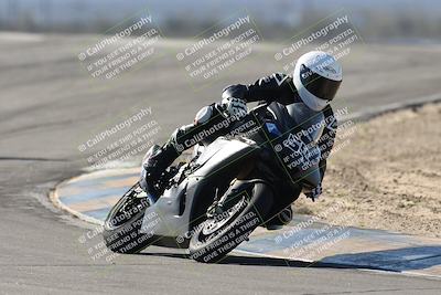 media/Jan-15-2026-Racers Edge (Thu) [[dfebeb70ab]]/2-A Group/Session 2 (Turns 9 and 8)/